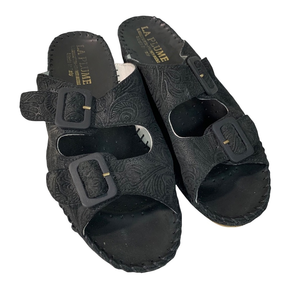 LA PLUME Jen Nubuck Black Embossed Wedge Mule Slip-On Sandal Sz 9 EU 40